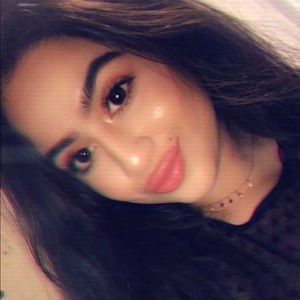 Meet your Posher, Elizabeth